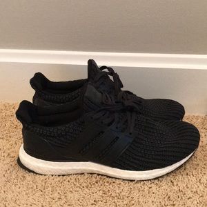 Adidas ultra boost 4.0 Black/white